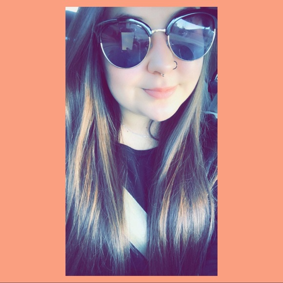 Meet your Posher, Tristan - Picture 1 of 1